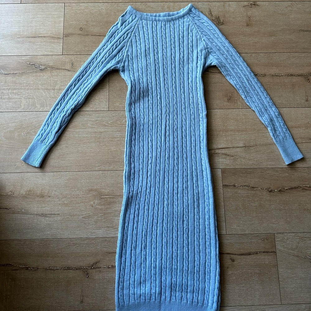 Blue dress